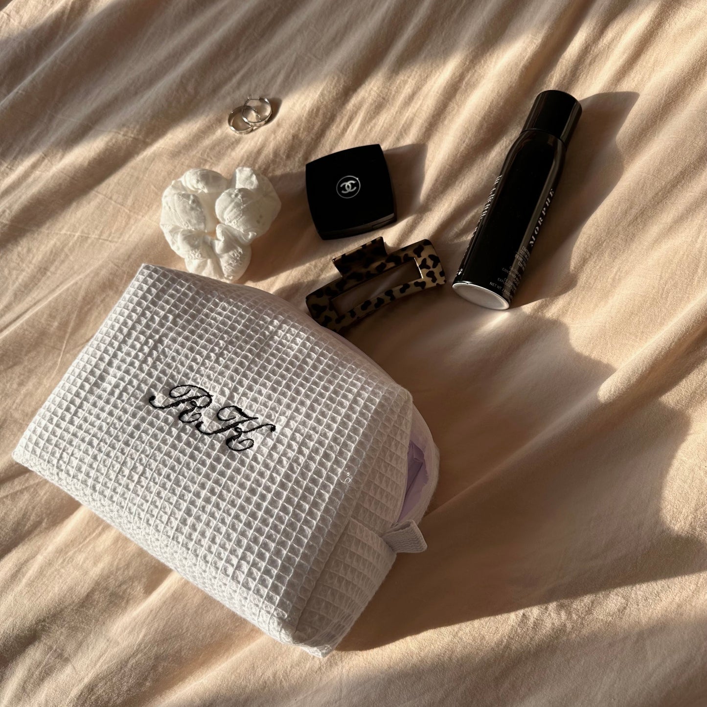 Duo icon pouch
